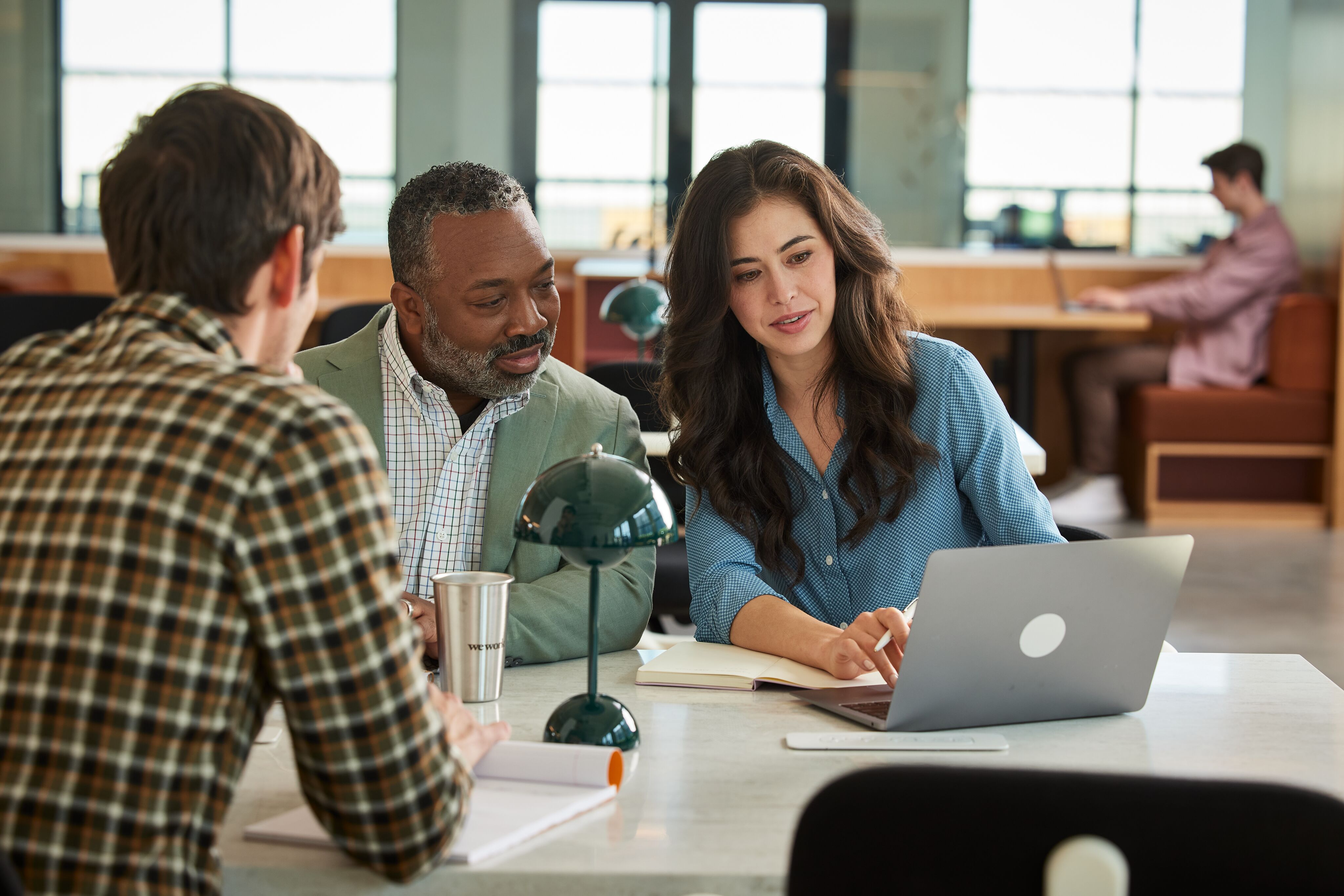 Web 150DPI 600x600-2023 04 15 ATL Lifestyle Lounge 02333