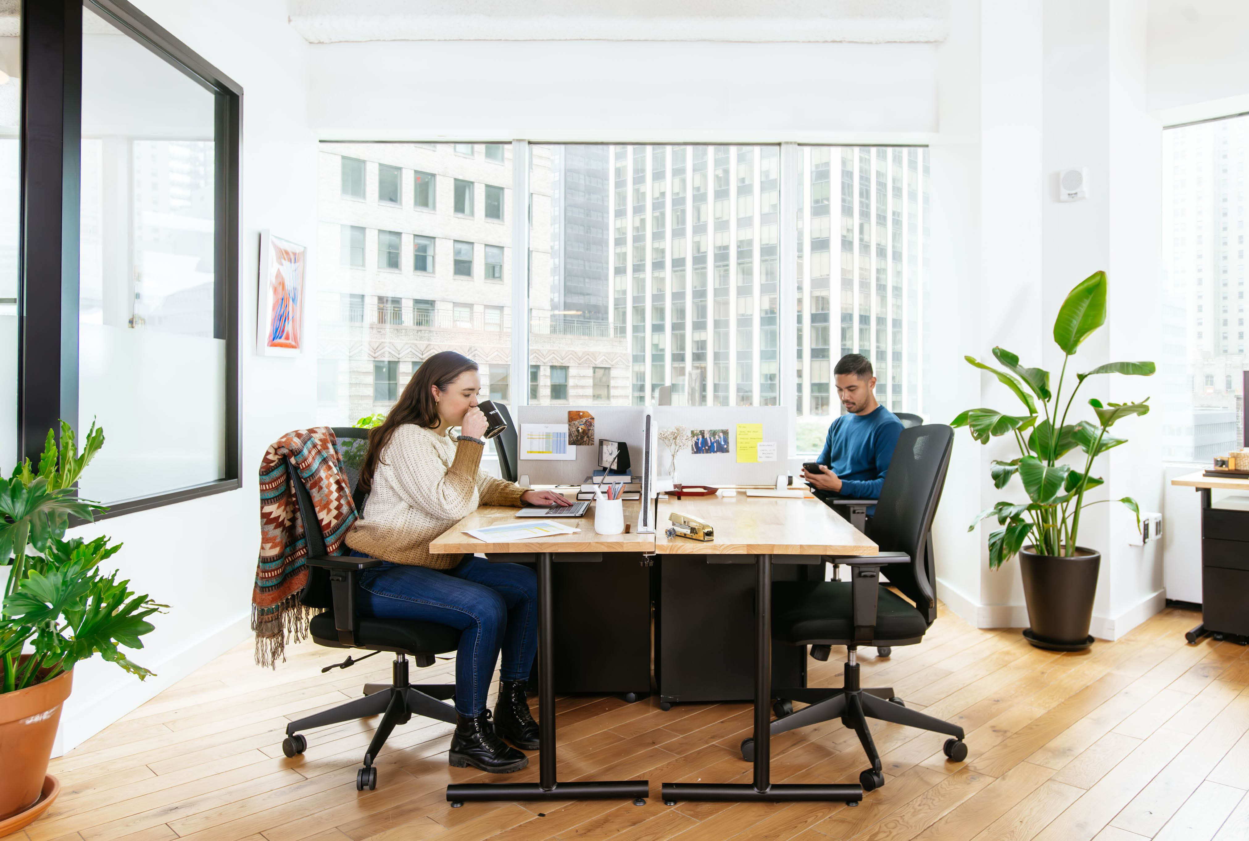 Dedicated Desk Space for Individuals & Small Teams | WeWork