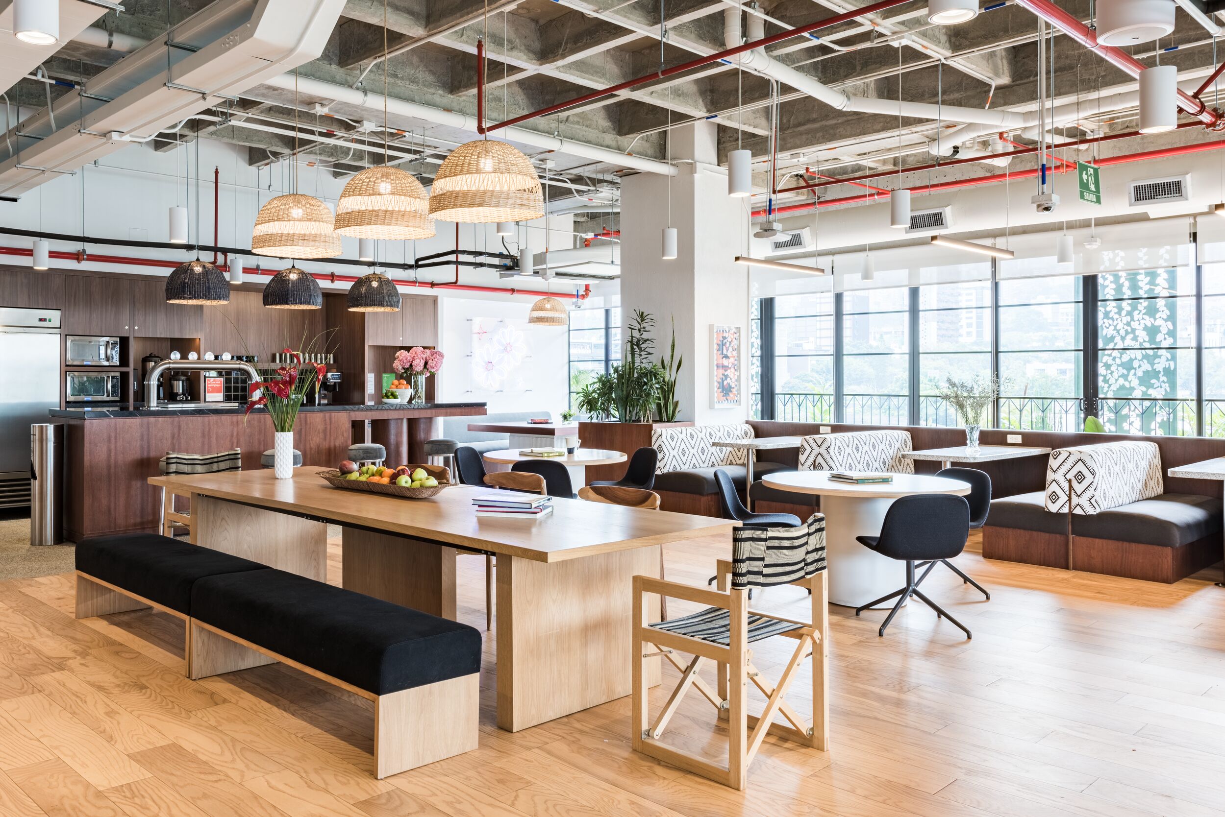 wework desk size