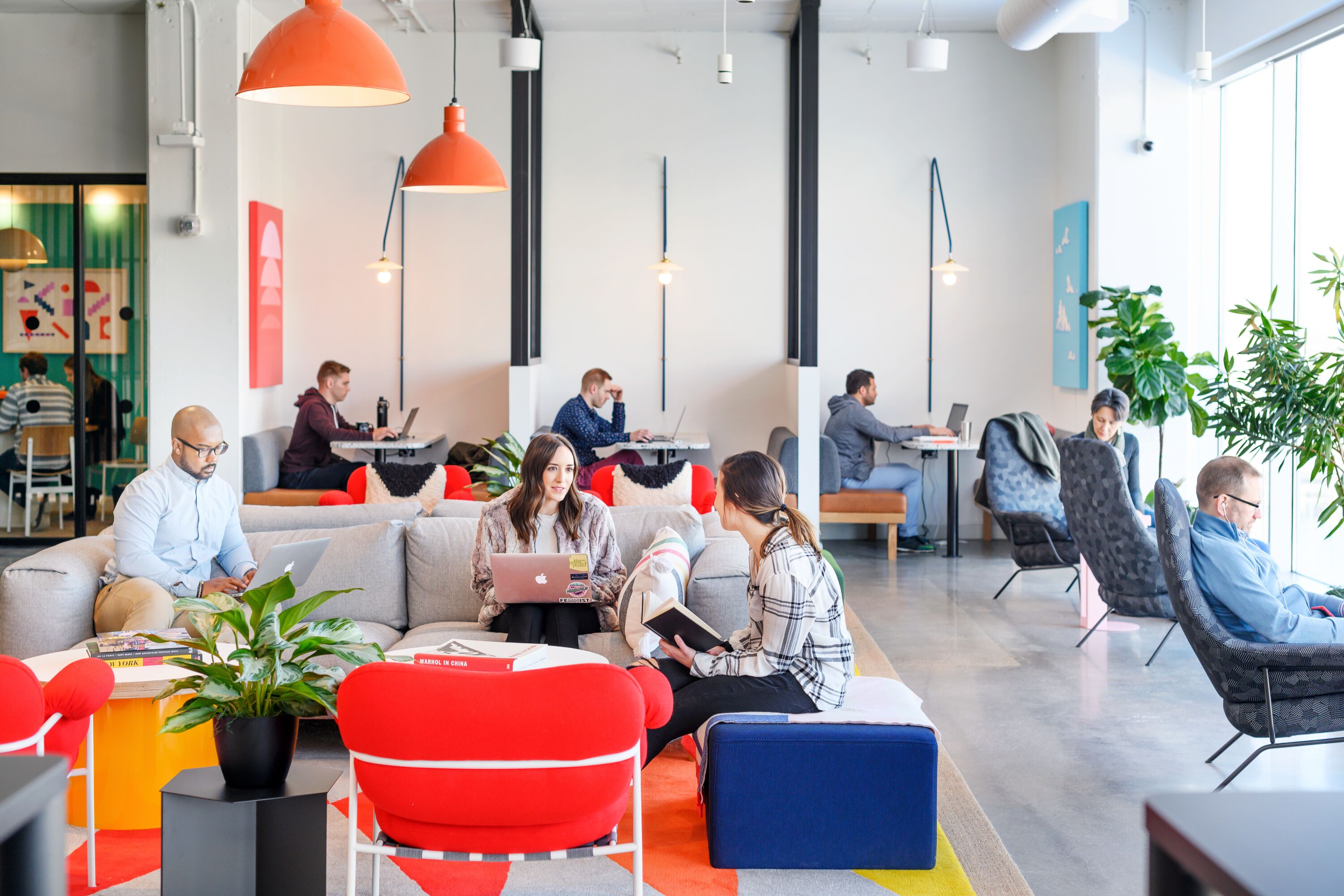 How Airbnb, Verizon, and WeWork build community and the employee experience