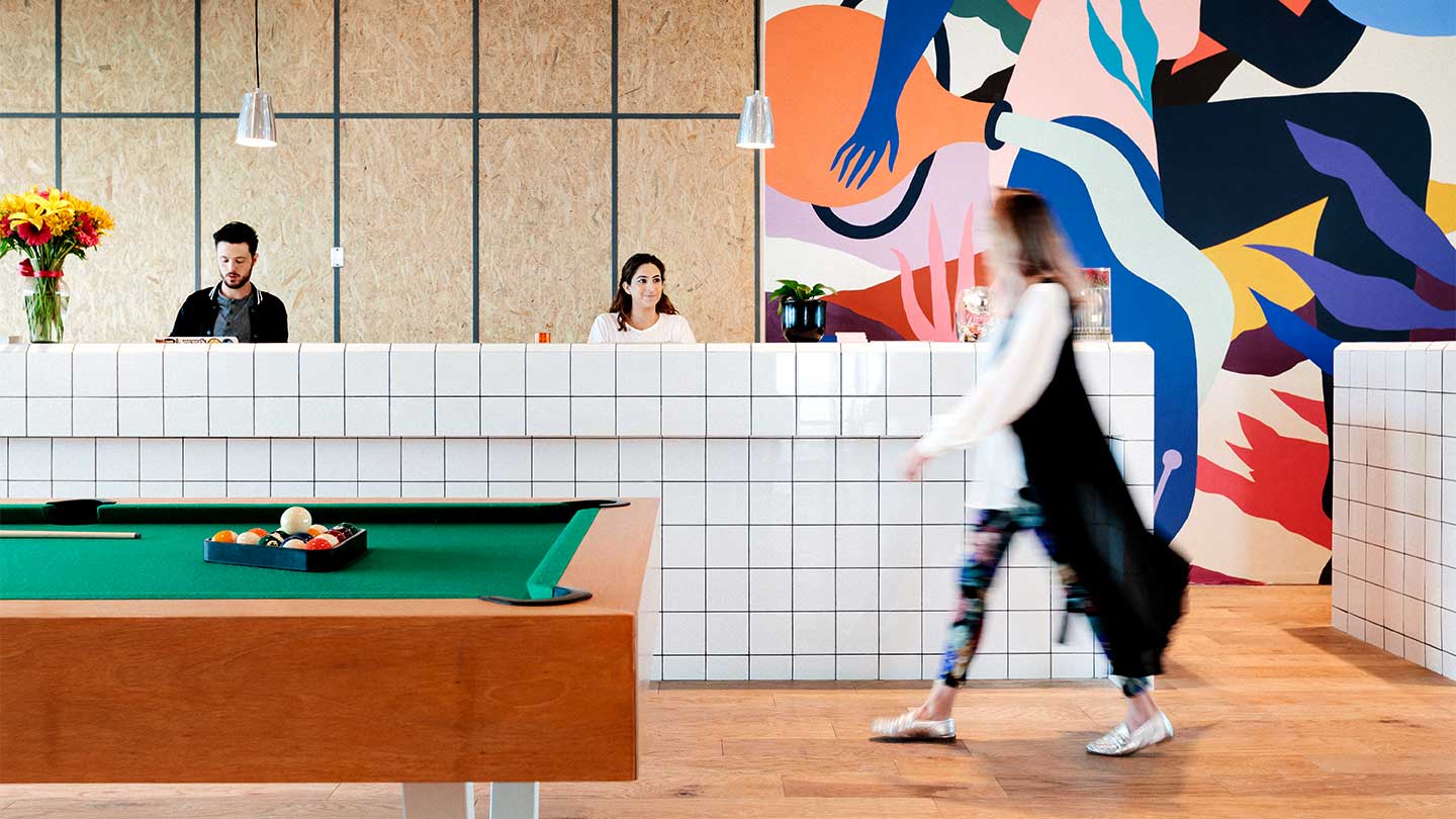 20180308-WeWork-Arcos-Bosques-Front-Desk-Wide-1 v2