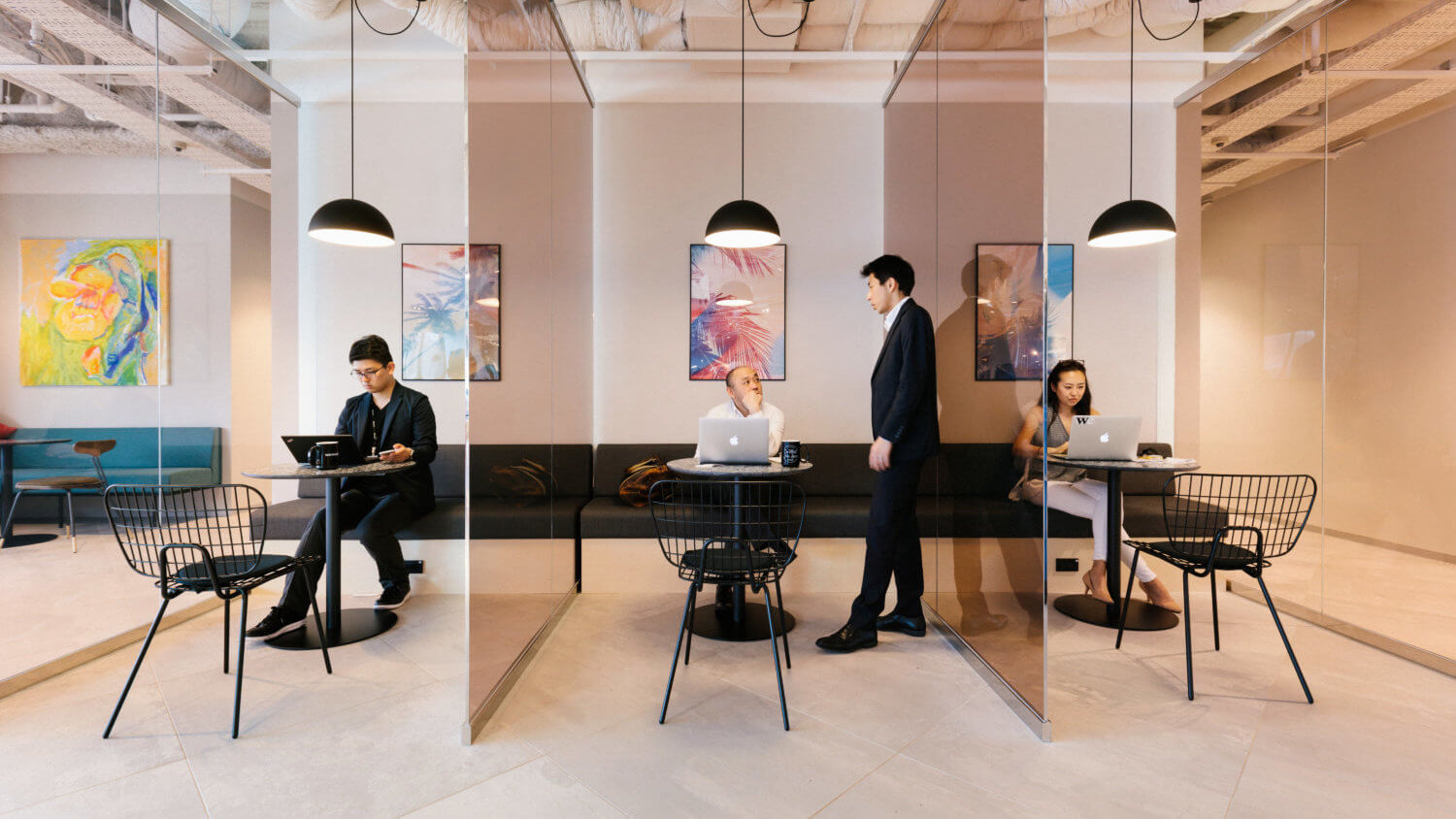 cropped-20180519-WeWork-Ginza-Six-Common-Areas-–-Work-Nook-3-e1567110823769