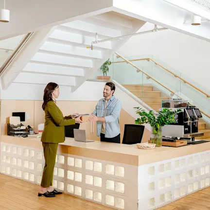 What’s a virtual office?